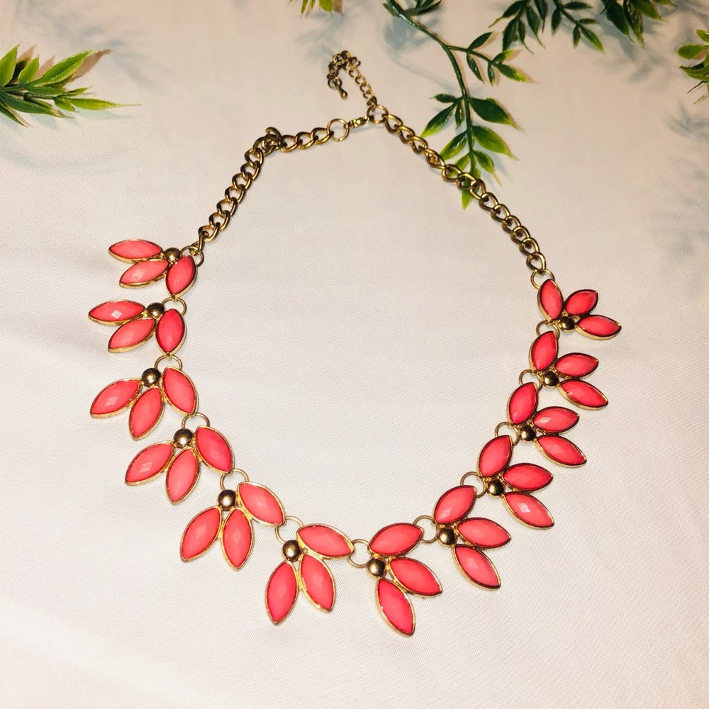 Leaf Necklace Peach Coral color